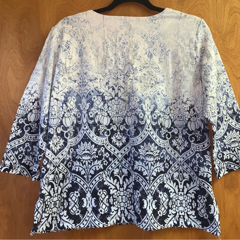 Alfred Dunner Woman’s Shirt size Medium - Picture 3 of 6
